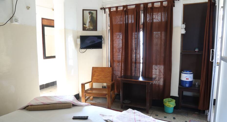 Hotel Madhuban Lodging, Guwahati 2
